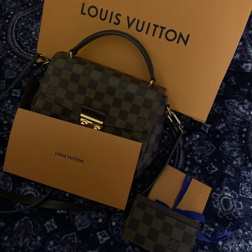 LV cross body and card holder. Brand new - Picture 2 of 7